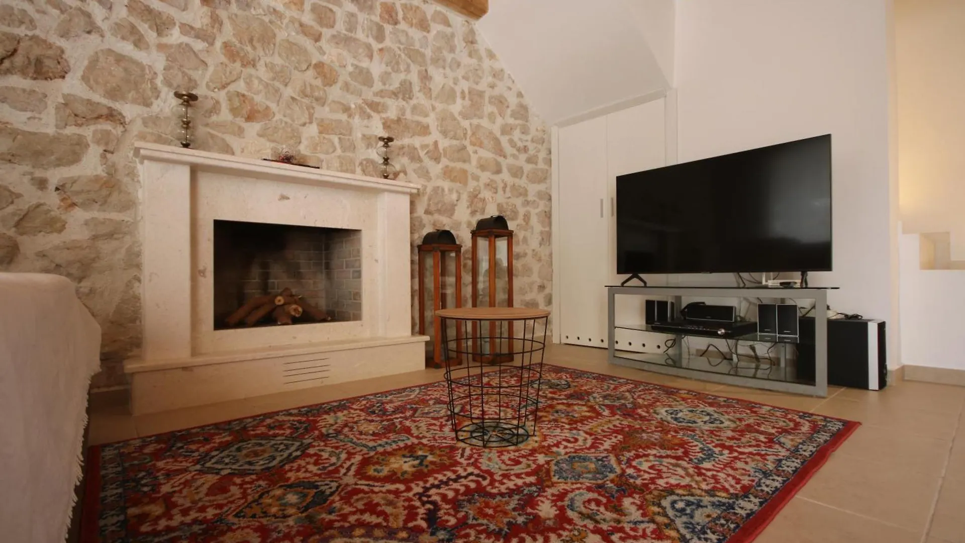 Anemos Villa Himare