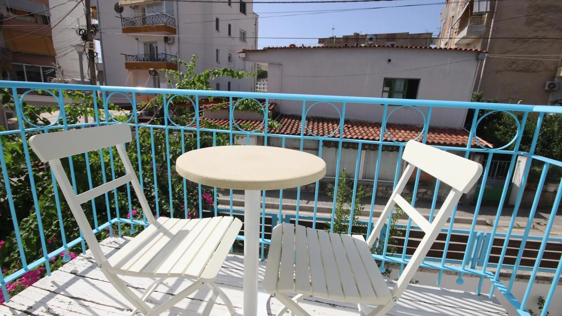 Anemos Villa Himare 0*,  Albania