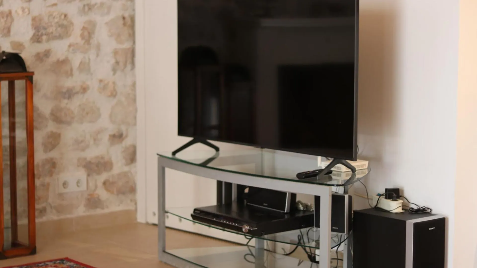 Anemos Villa Himare 0*,